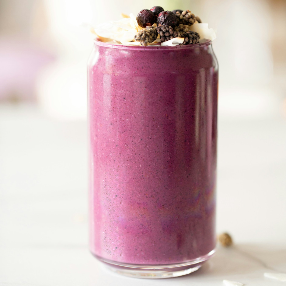Smoothie de frutas vermelhas - mais saudável que banana, segundo pesquisadores / Unsplash, Bakd Raw Por Karolin