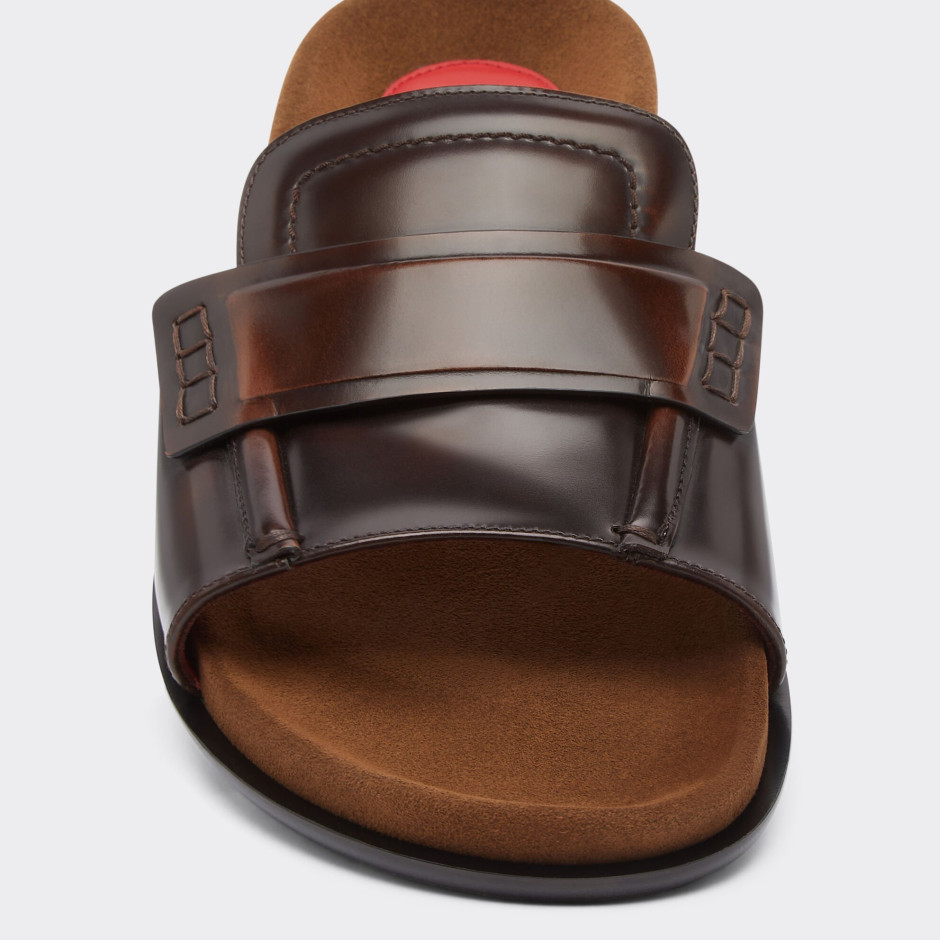 New Slide Loafers from Ferrari / Ferrari