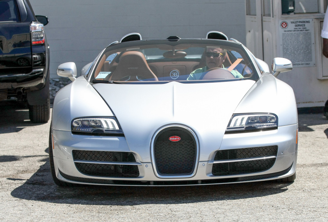 De Bugatti van Arnold Schwarzenegger in 2015 / Getty Images