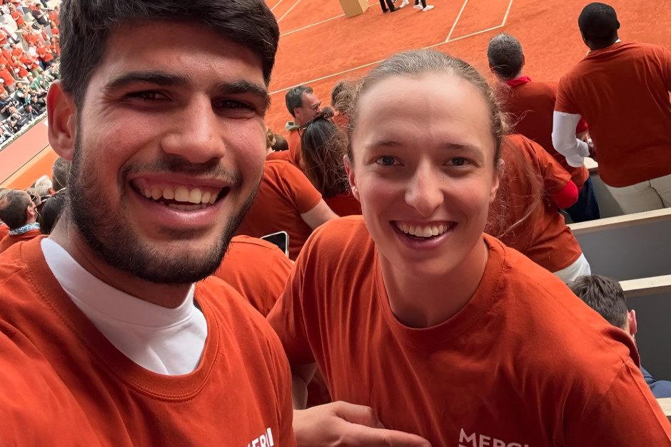 "Merci Rafa". Koszulki z pożegnania Rafaela Nadala to hit. Na Vinted osiągają zawrotne ceny