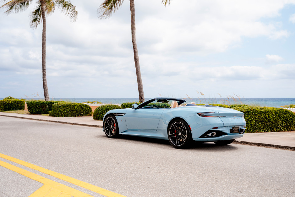 Aston Martin DB12 Volante Palm Beach Edition / Foto: Pressematerialien von Aston Martin