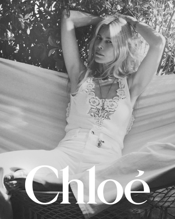 Claudia Schiffer na campanha de verão da marca Chloe / materiais de imprensa