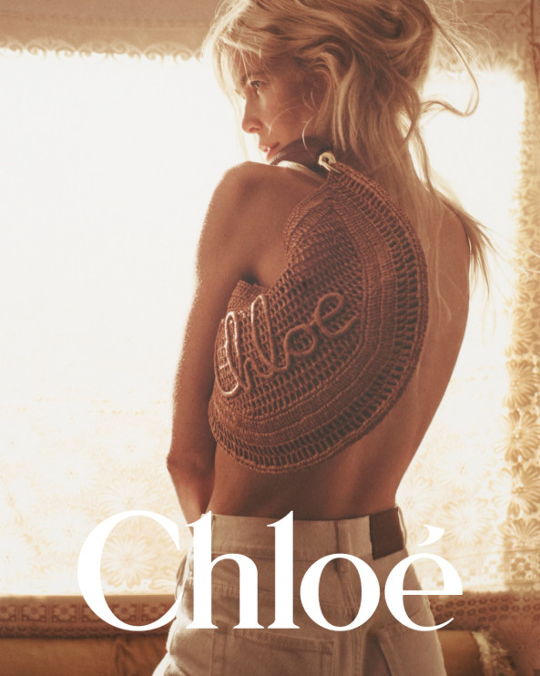 Claudia Schiffer na campanha de verão da marca Chloe / materiais de imprensa