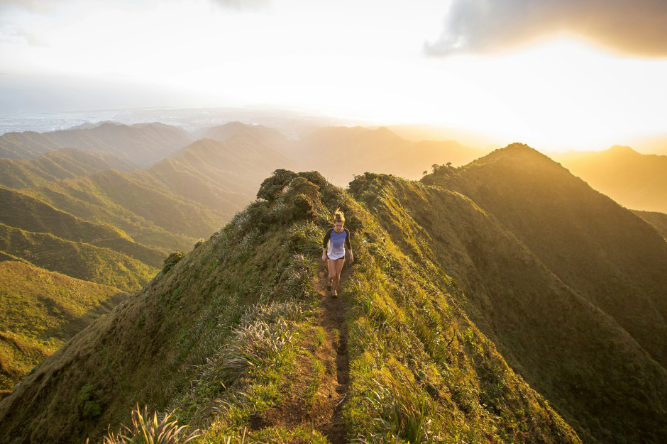 Gaining Experiences Surrounded by Nature – Generation Z Values Peace Over Wealth / Unsplash, Kalen Emsley