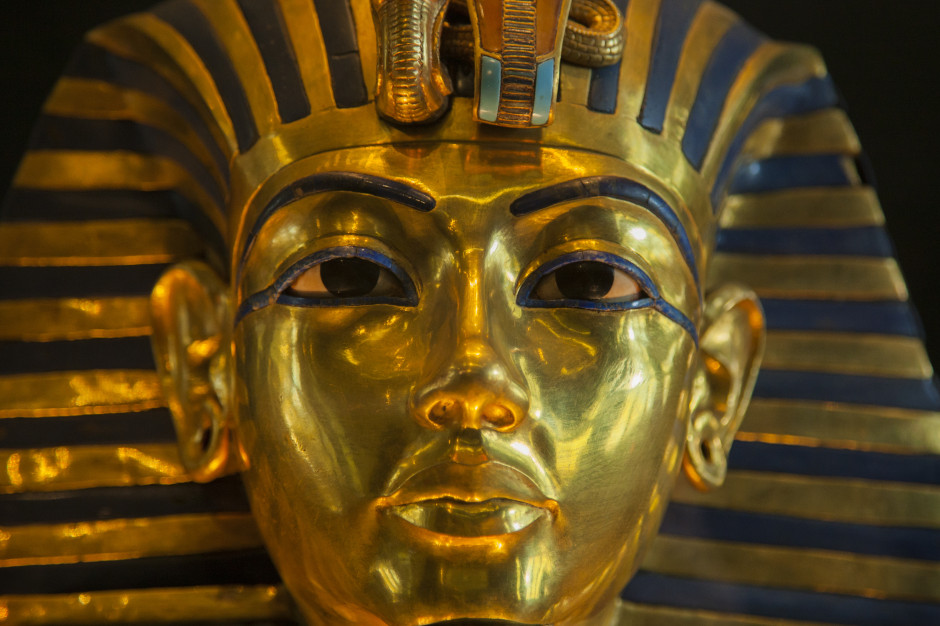 Tutankhamun'un mavi pigmentli cenaze maskesi / Shutterstock