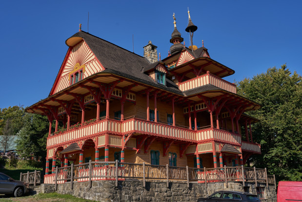 Algunos de los refugios de montaña más bonitos de Europa: complejo Libušín y Maměnka, edificio Maměnka / Shutterstock