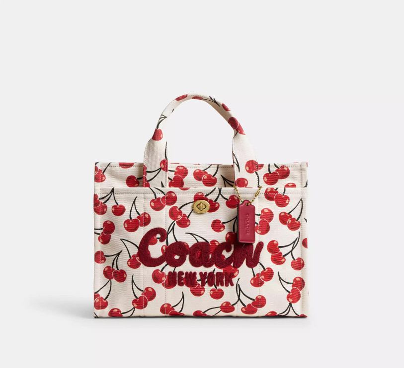 Coach Cherry Bag / Materiais de Imprensa