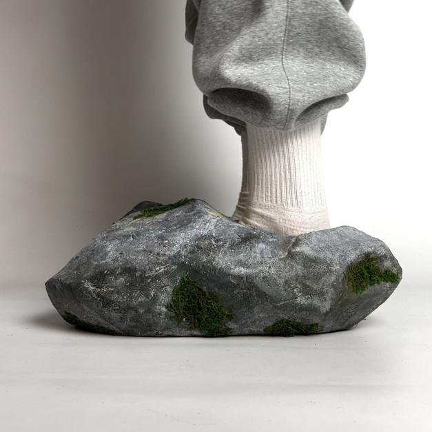 Rock Shoe / photo: Bravest Studios