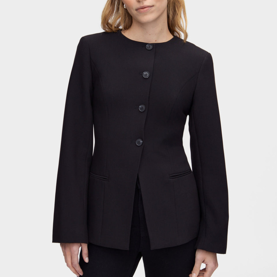 Black jacket by Aligne - Daphne / product photo, website, Aligne