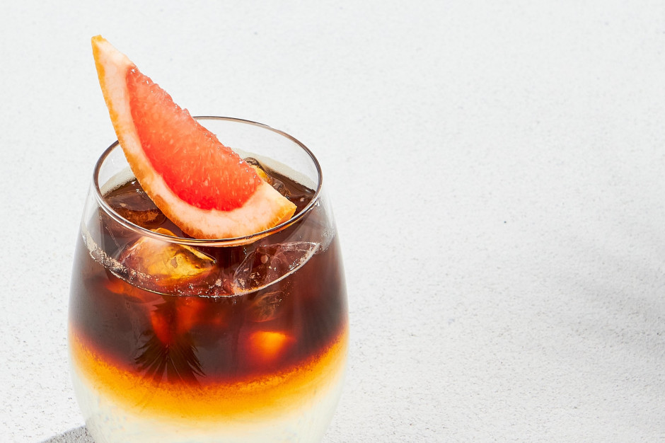 Pożegnaj tonic espresso. Oto nowy najmodniejszy napój lata 2025 w stylu gen Z