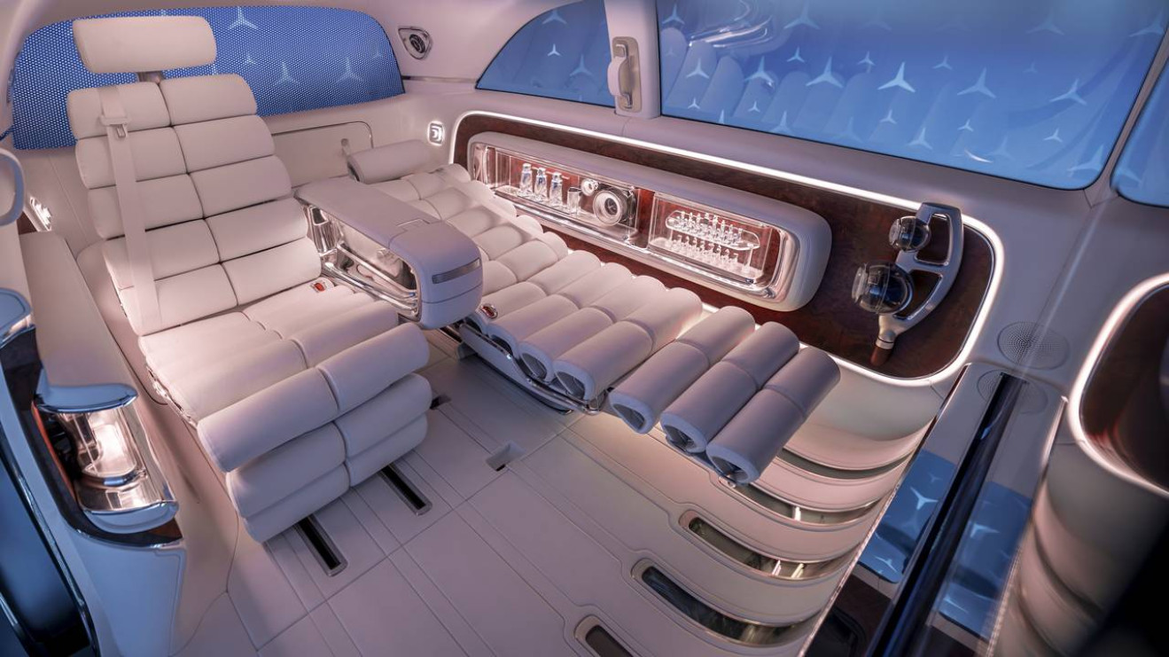 Mercedes Vision V interior / press materials