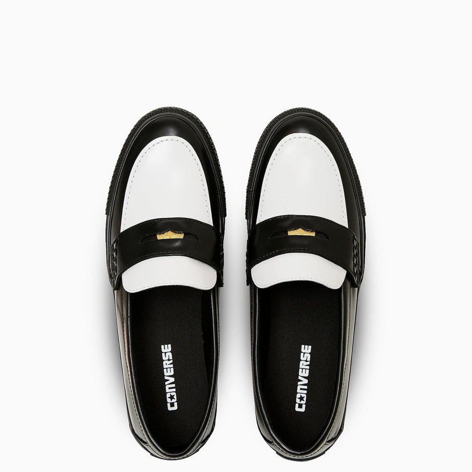 A combination of loafers and sneakers in one model - All-Star Coinloafer / Converse