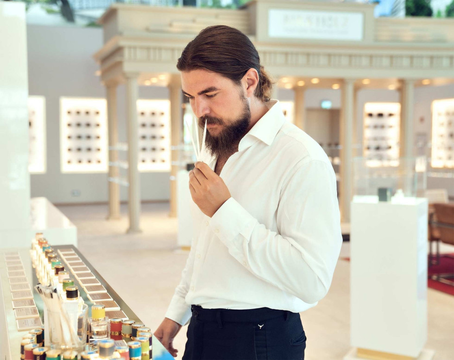 Philip Birkholz / materiais de imprensa