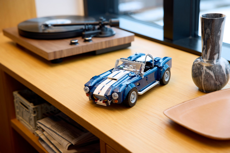 Ícones Lego Shelby Cobra 427 S/C (10357) / foto: materiais de imprensa Lego