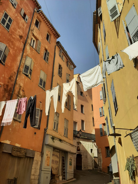 Grasse - a capital dos aromas / Shutterstock