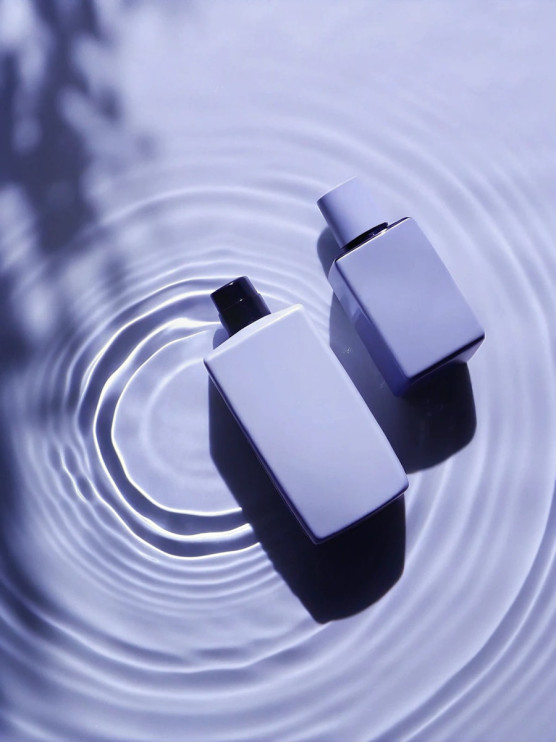 Perfumy/fot. Lummi.ai