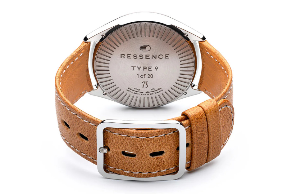 Ahmed Seddiqi & Sons x Ressence - Relógio inspirado no deserto / Material de imprensa da Ressence