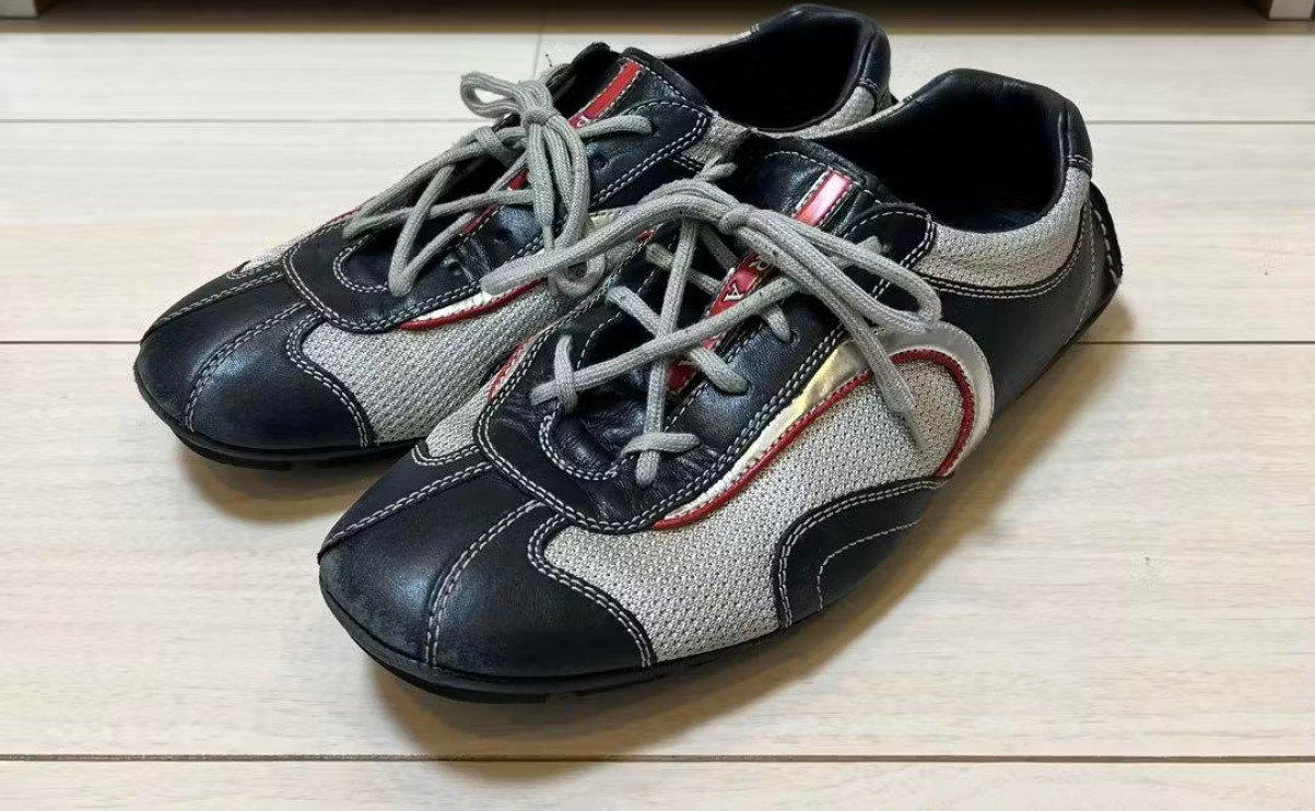 Tênis Prada Montecarlo de 2005/foto Vinted