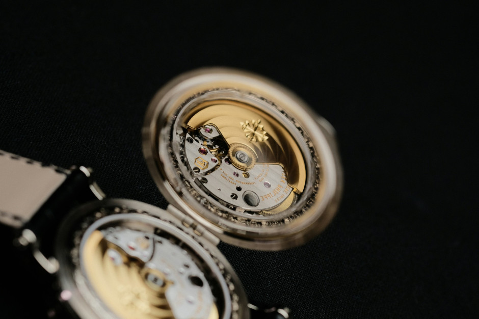 Patek Philippe Watch/ Unsplash, Kent Iam