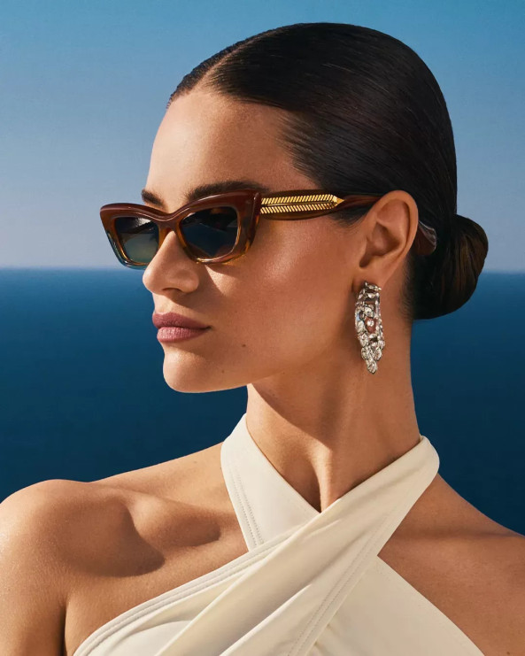 Aquazzura Riviera – Brillen für den Sommer 2025 / Pressematerialien