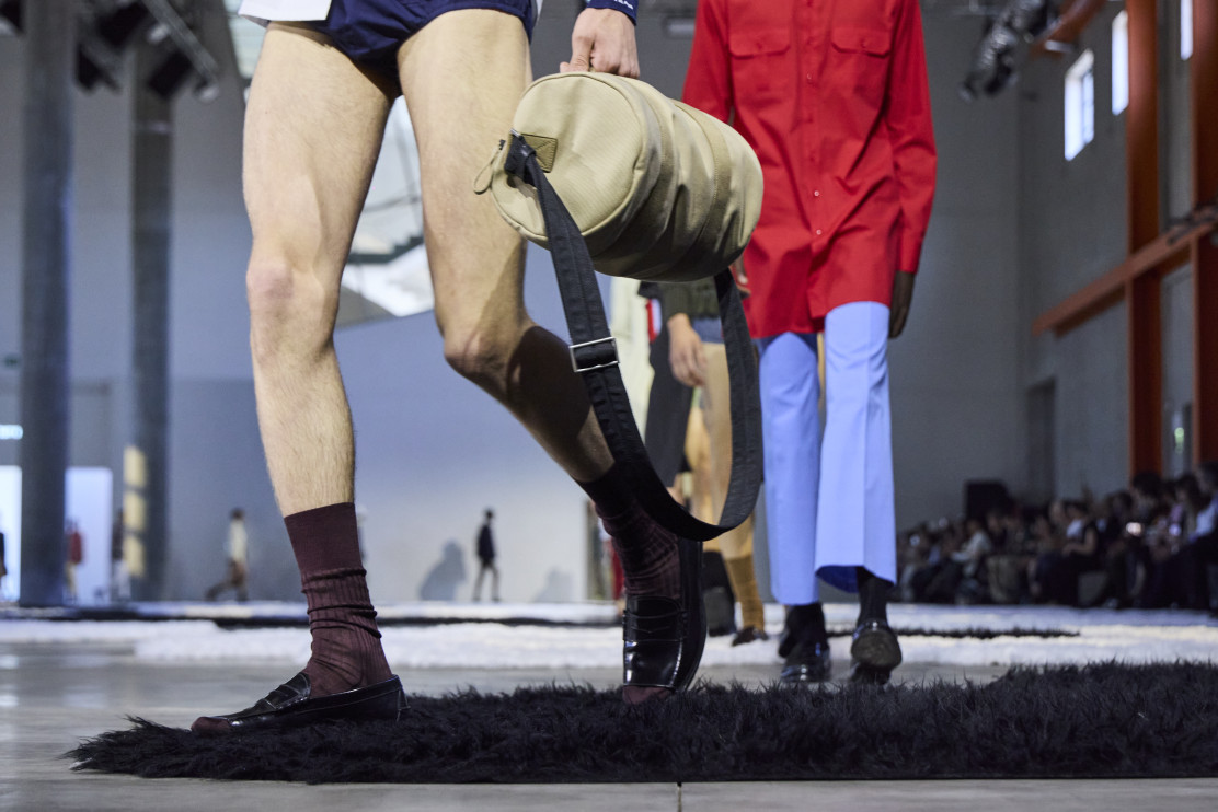 Prada - pokaz na wiosnę - lato 2025 / Getty Images