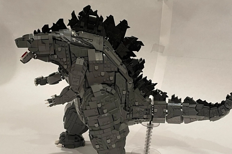 Matthew Esposito, progetto Lego Godzilla / foto: Lego Ideas