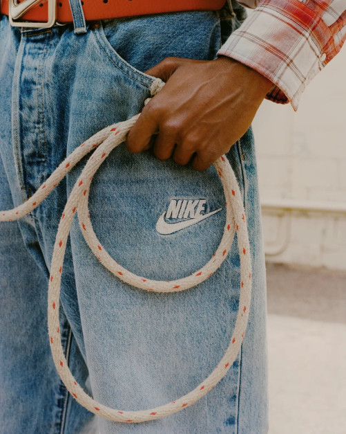 Levi's x Nike collection / photo: Levi's/Nike