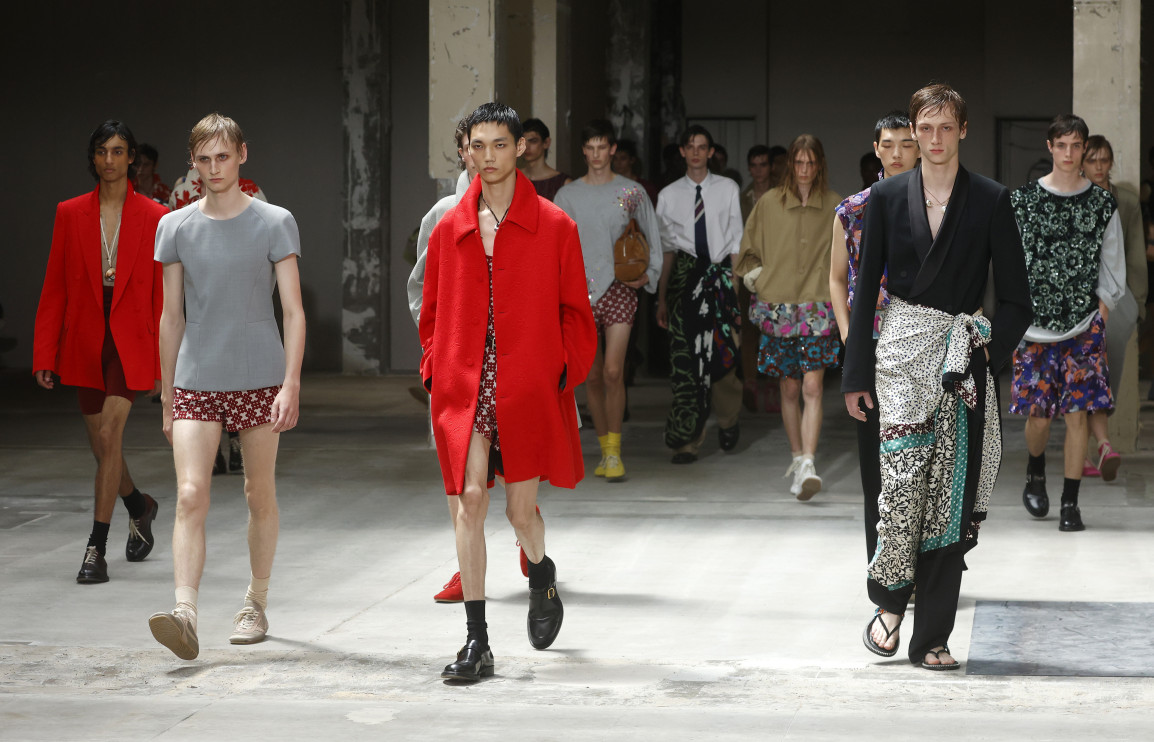 Dries Van Noten - pokaz mody męskiej na wiosnę - lato 2026 / Getty Images