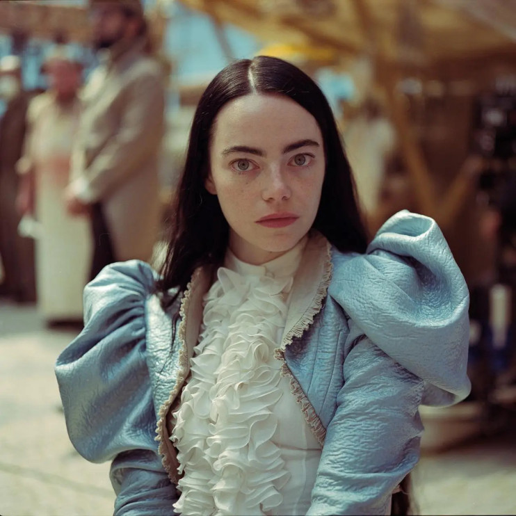 Povere creature regia di Yorgos Lanthimos / materiali stampa 20th Century Studios Polska