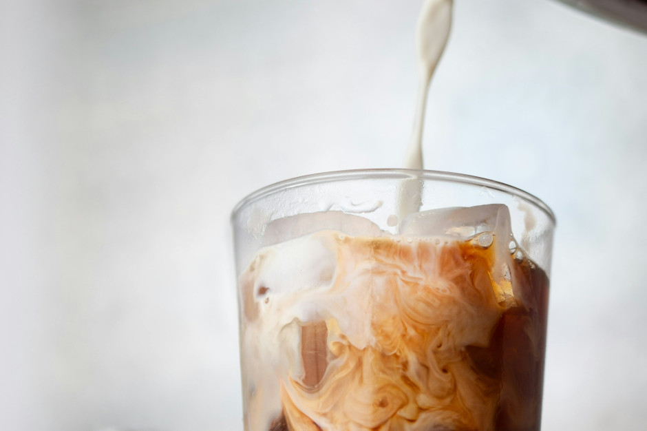 Caffè con latte / Unsplash, Empreinte