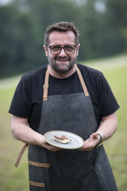 Cena direttamente dal fuoco al Siedlisko Morena / Well.pl, foto di Michał Leja