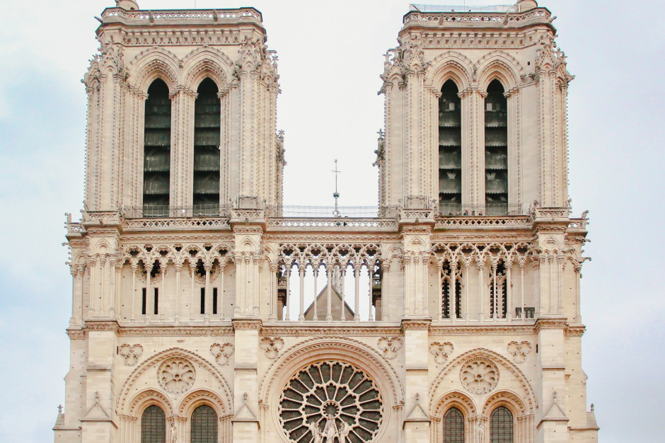 Catedral de Notre Dame em Paris / Unsplash, Hanvin Cheong
