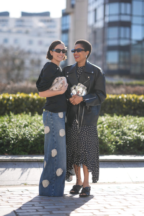 Moda Verão 2025 - Bolinhas em Destaque / Getty Images