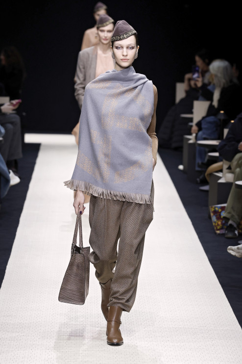 Giorgio Armani - Herfst 2025 Ready to Wear-collectie Show / Estrop / Getty Images