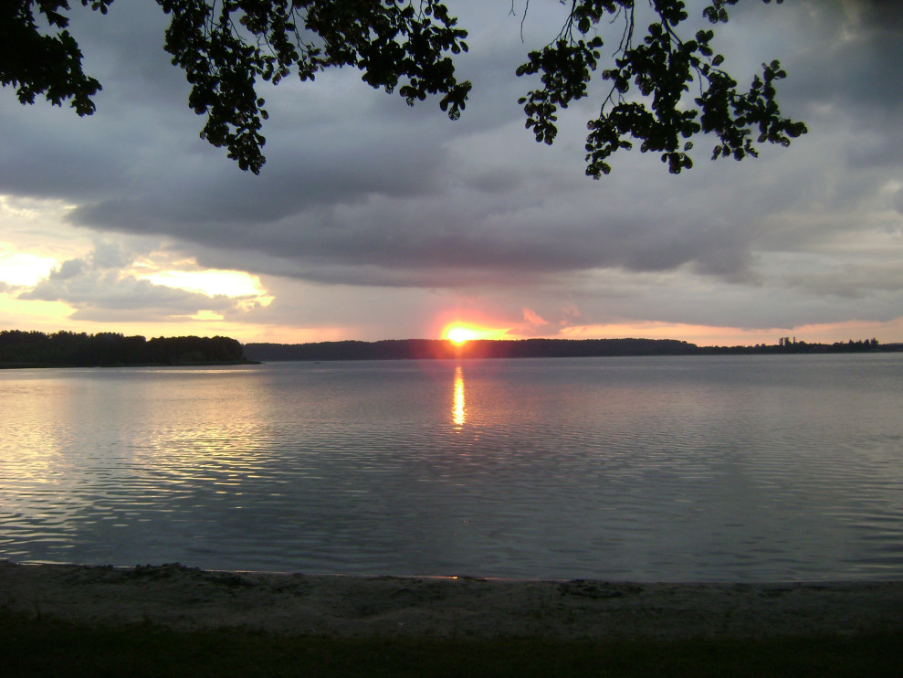 Lake Świętajno in Masuria / Wikimedia Commons, photo by Albert Jankowski