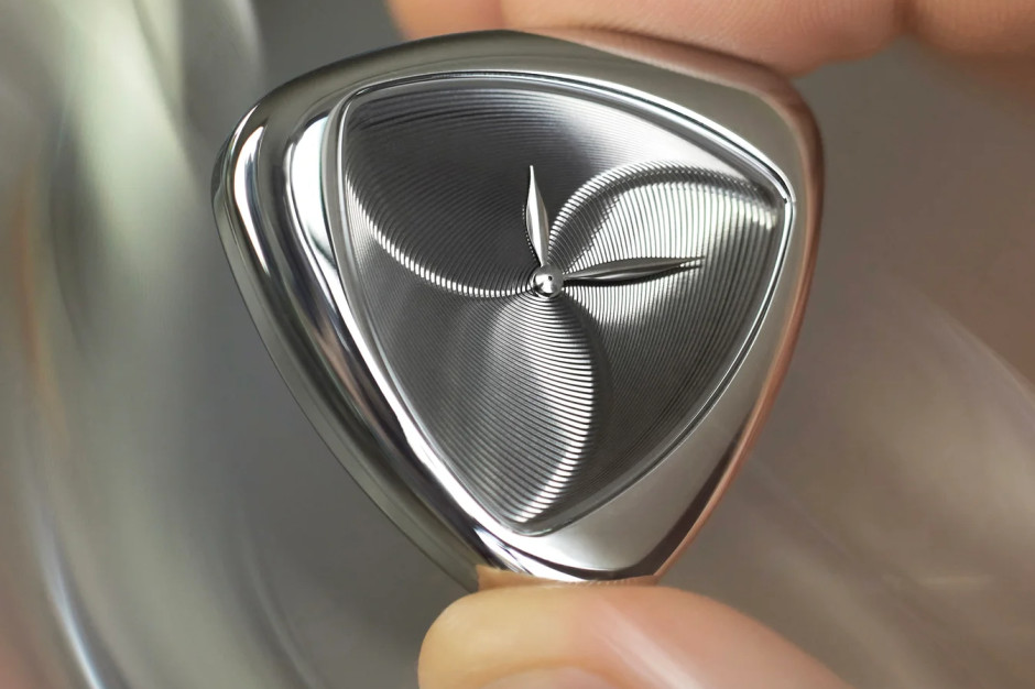 Anoma, A1 Optical - un orologio ispirato all'Op Art / Anoma, materiali stampa, sito web del marchio