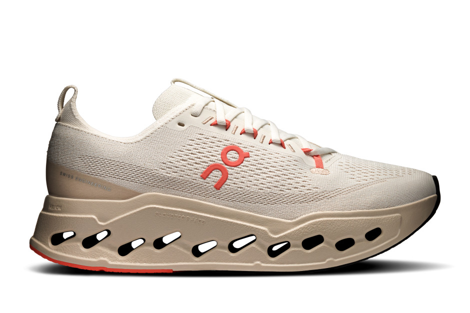 ON Runnin' Cloud Surfer Max Running Shoes