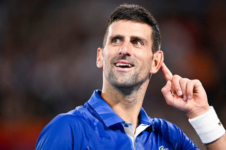 Novak Djokovic reconocido por Lacoste. ¿La empresa... cambió su logo? Licencia: Novak Djokovic / Shutterstock
