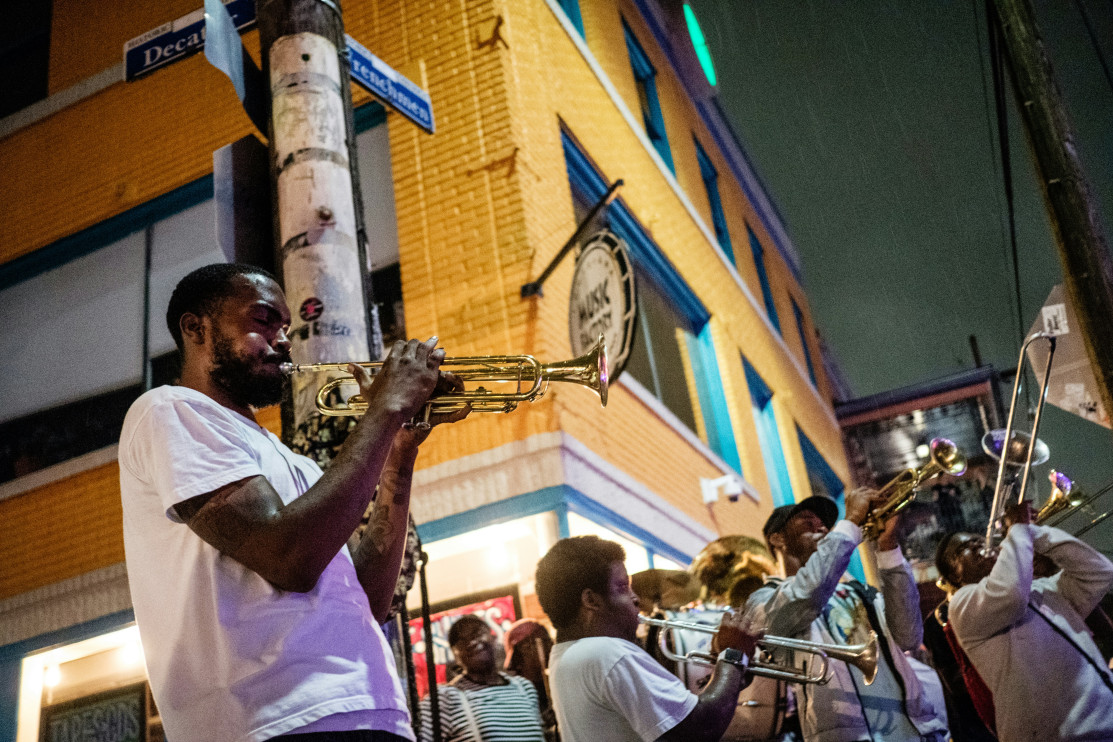 Musicians performing in New Orleans/Photo: Unsplash, Morgan Petroski