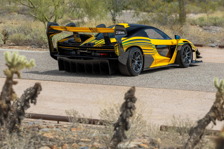 McLaren Senna GTR 2022, lote 73, à venda. Licença: Materiais de Imprensa / Traga um Trailer