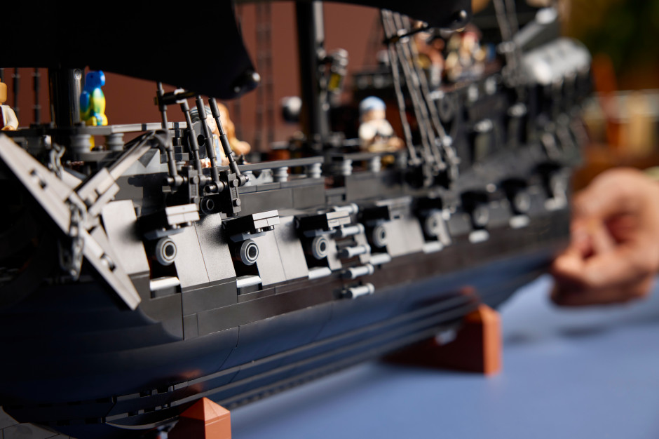 O navio pirata do Capitão Jack Sparrow, da Lego Icons, custará PLN 1.499,99. Foto: Materiais de imprensa / Lego