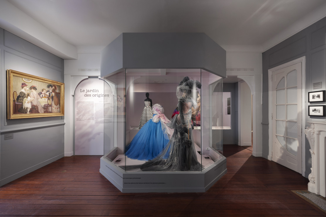 Dior exhibition, Jardins Enchanteurs in Granville / Dior press materials, SCENOGRAPHY © RAPHAEL DAUTIGNY