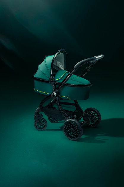 Aston Martin e Egg apresentam carrinhos de bebê de luxo. Foto: Materiais de imprensa / Aston Martin