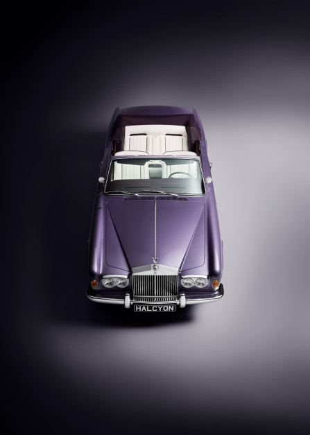 A Halcyon apresenta o Rolls-Royce Corniche na versão Highland Heather. Foto: Materiais de imprensa / Halcyon