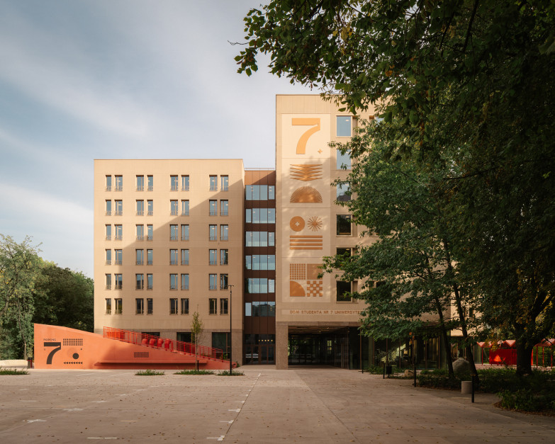 Residencia de estudiantes n.º 7 de la Universidad de Varsovia. Foto: Material de prensa / Proyecto Praga / Nate Cook