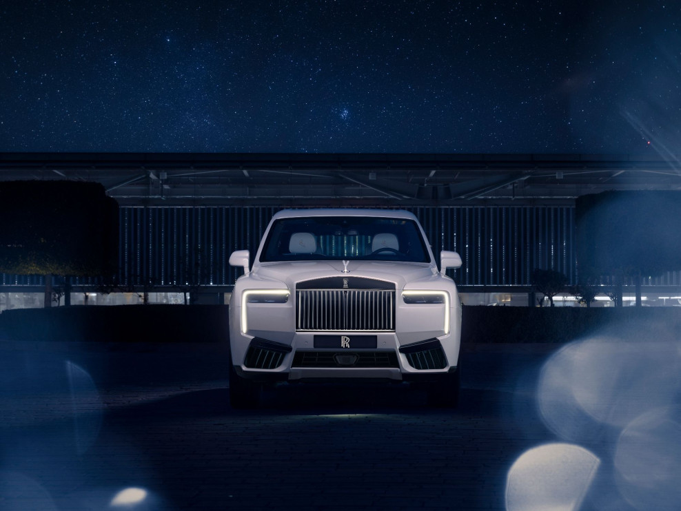 Rolls-Royce Cullinan Cosmos - a new space car created in the Bespoke program / press materials