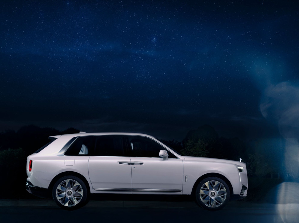 Rolls-Royce Cullinan Cosmos - a new space car created in the Bespoke program / press materials