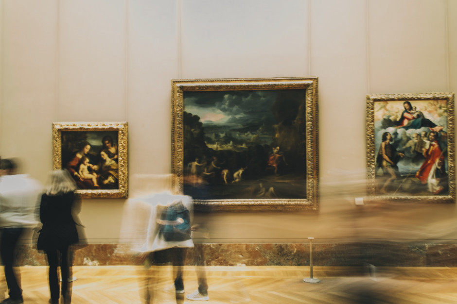 Obras no Louvre, Paris, França Licença: Diogo Fagundes / Unsplash