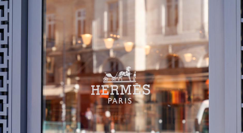 Website van luxe modeboetiek Hermes Licentie: sylv1rob1 / Shutterstock