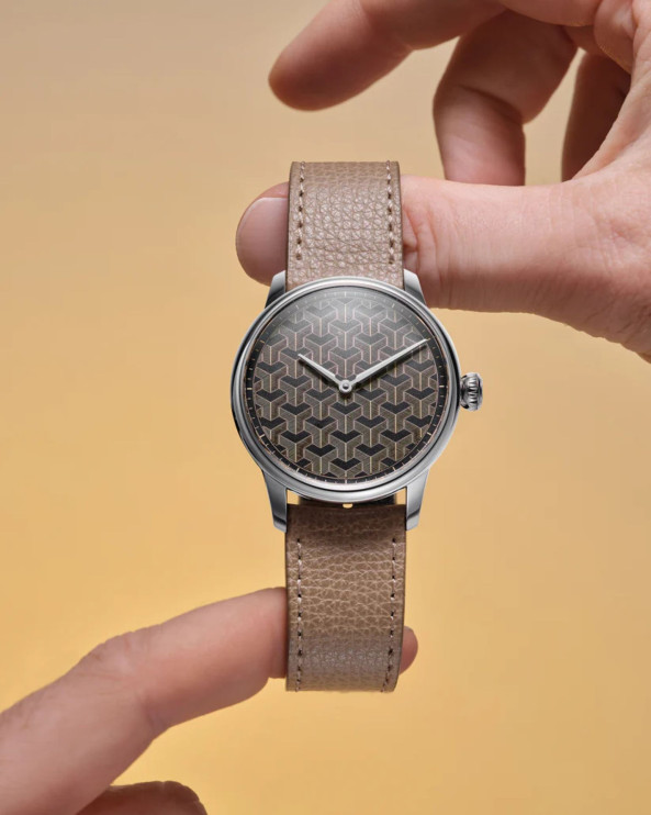 Louis Erard – Fil d'Or Louis Erard × Wire Art / Press Materials